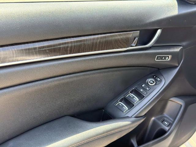 Used 2022 Honda Accord Touring image 21