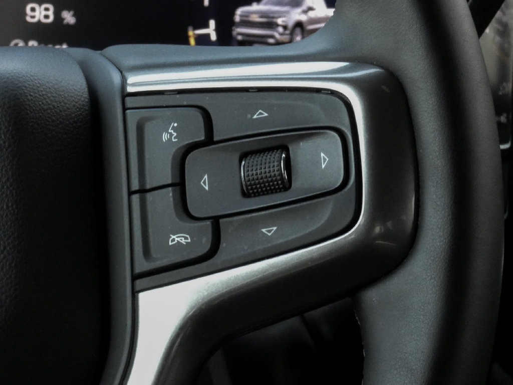 Used 2026 Chevrolet Silverado 1500 LT AWD/4WD image 13