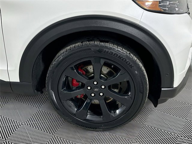Certified 2020 Ford Explorer ST w/ ST High-Performance Pack image 24