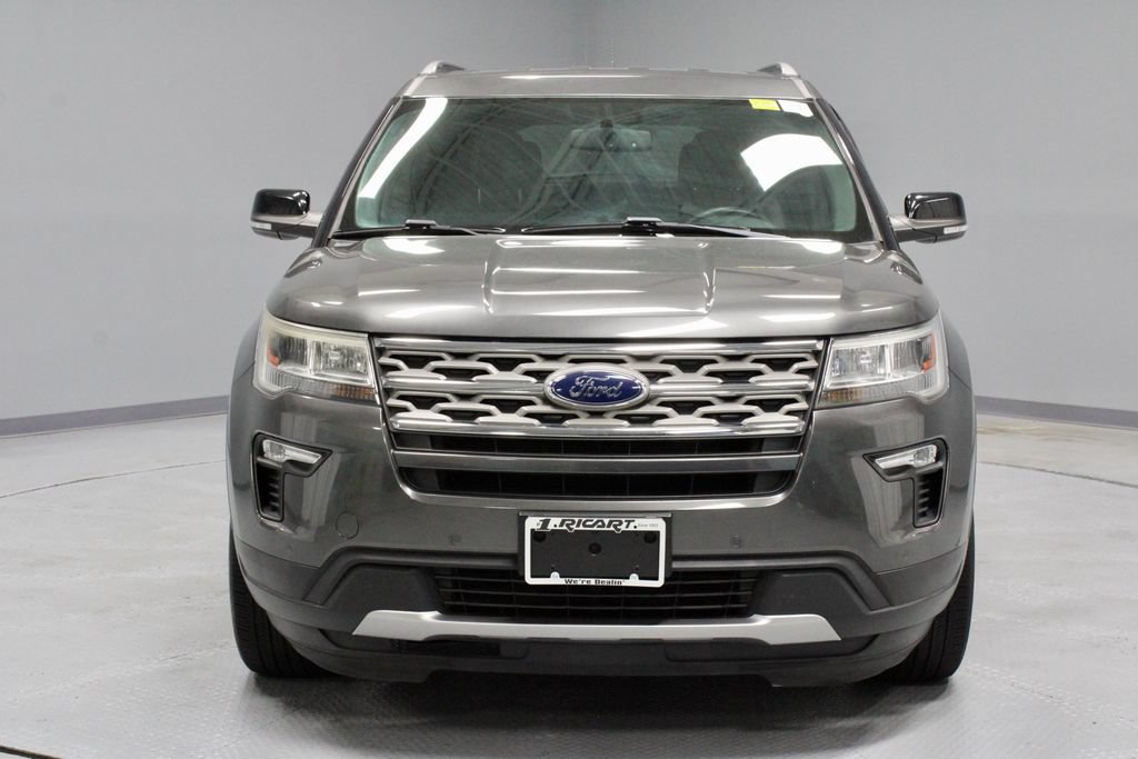 Certified 2018 Ford Explorer XLT w/ Equipment Group 202A AWD/4WD image 7