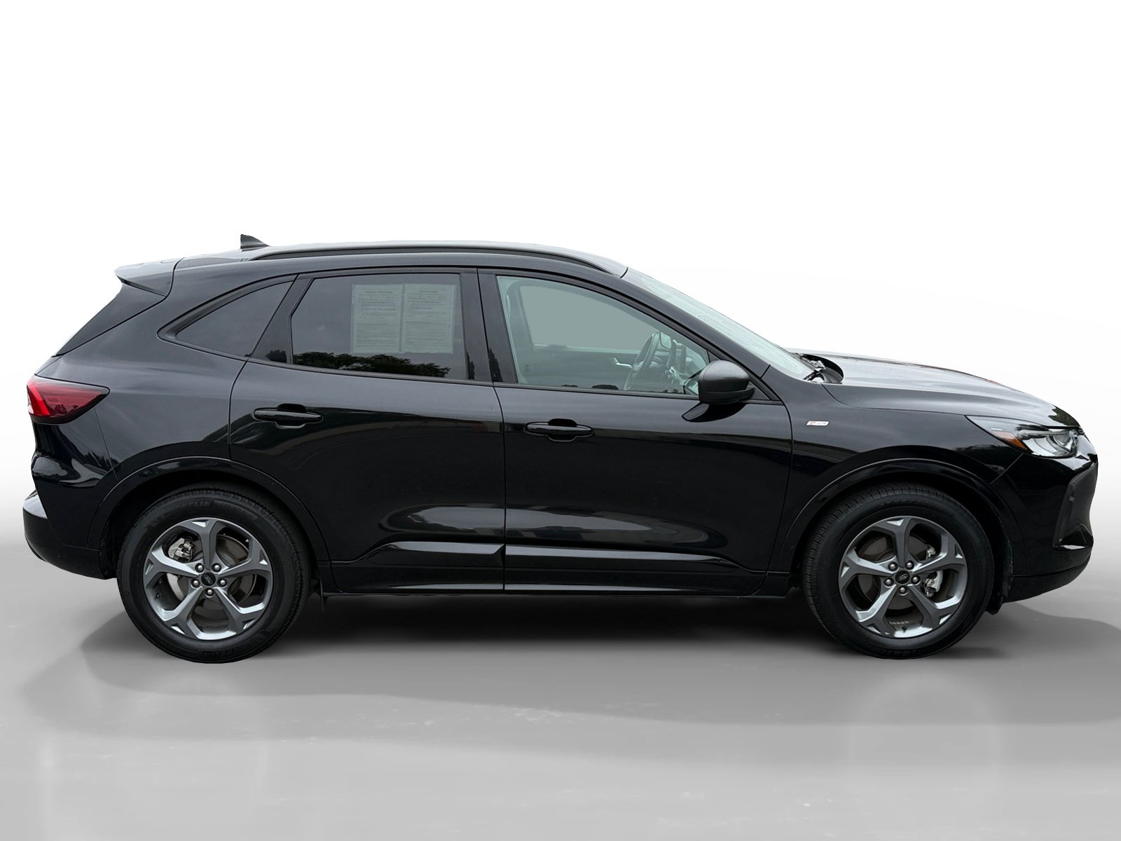 Certified 2024 Ford Escape ST-Line FWD image 6