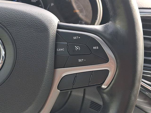 Used 2021 Jeep Grand Cherokee Laredo X AWD/4WD image 18