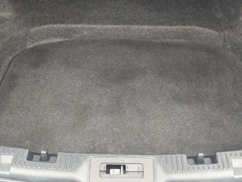 Certified 2018 Ford Taurus SHO image 9