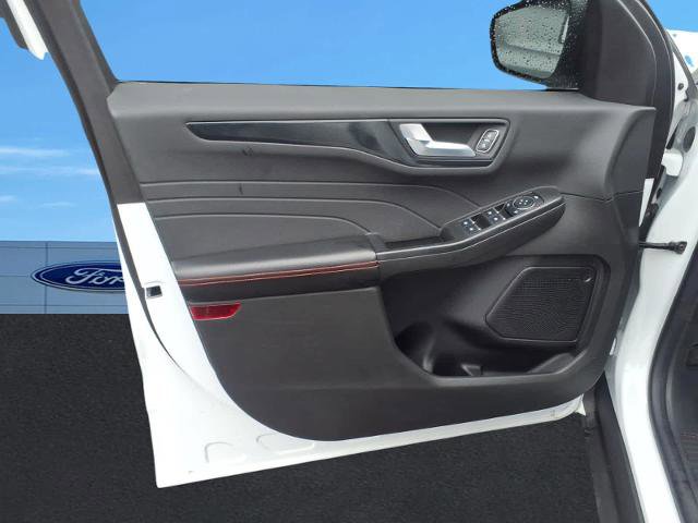 Certified 2023 Ford Escape ST-Line w/ Tech Pack #1 image 18