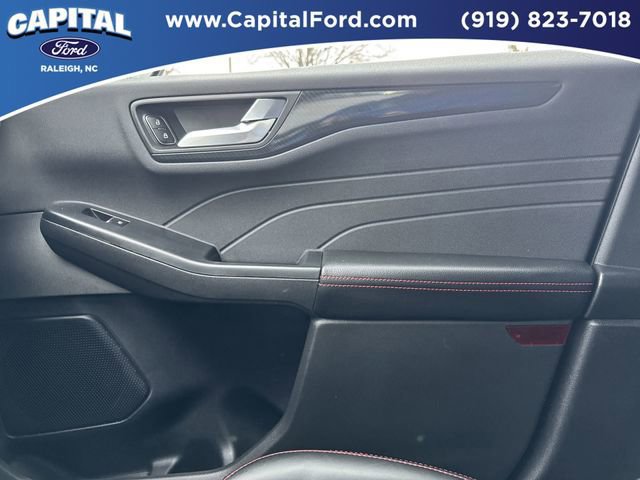 Certified 2024 Ford Escape ST-Line w/ Tech Pack #1 image 27