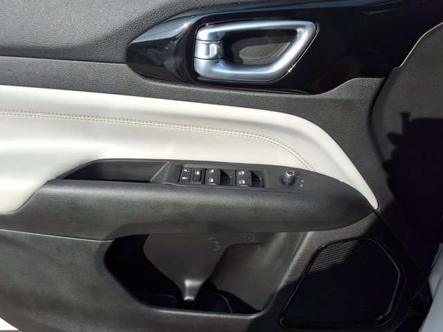 Used 2024 Jeep Compass Limited AWD/4WD image 19