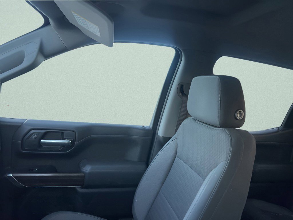 Used 2019 Chevrolet Silverado 1500 RST image 23