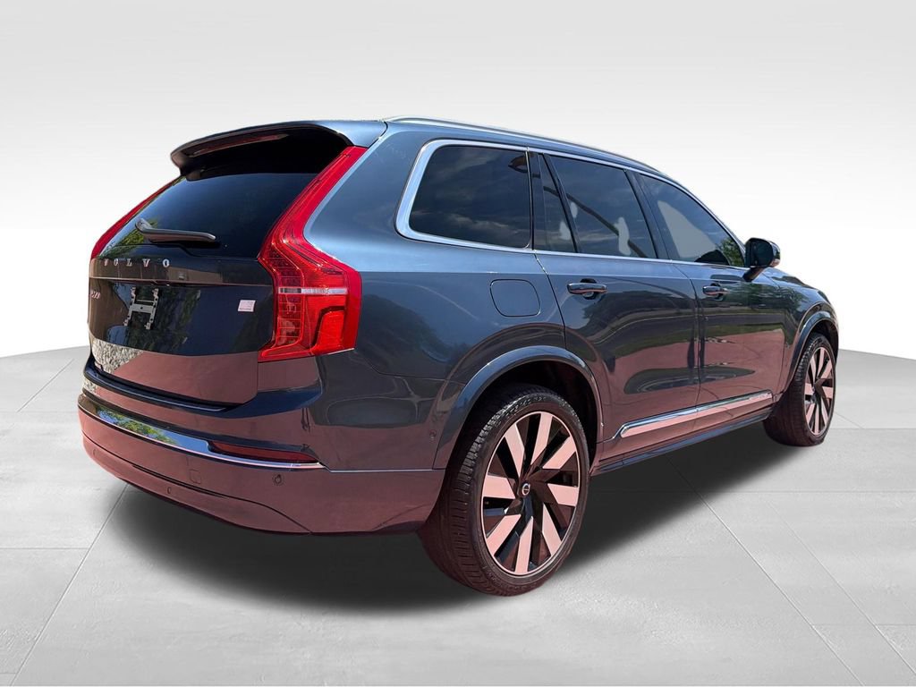 Used 2023 Volvo XC90 T8 Ultimate w/ Lounge Package AWD/4WD image 9