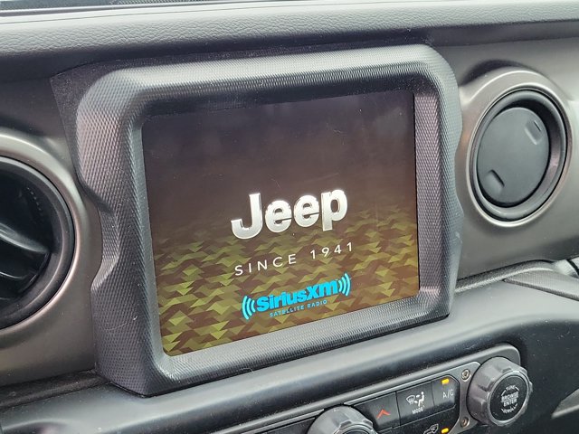 Used 2022 Jeep Wrangler Unlimited Sport AWD/4WD image 16