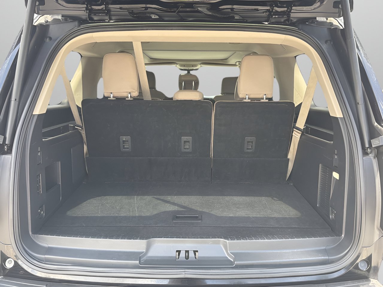 Certified 2024 Ford Expedition Max Limited RWD image 8