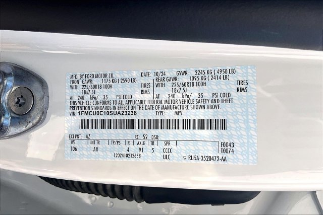 Certified 2025 Ford Escape SE w/ PHEV Premium Package FWD image 26