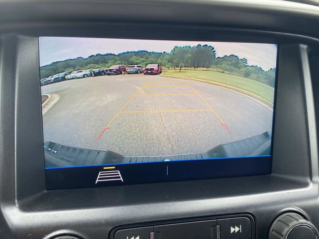 Used 2022 Chevrolet Colorado LT w/ Fleet Safety Package RWD image 26