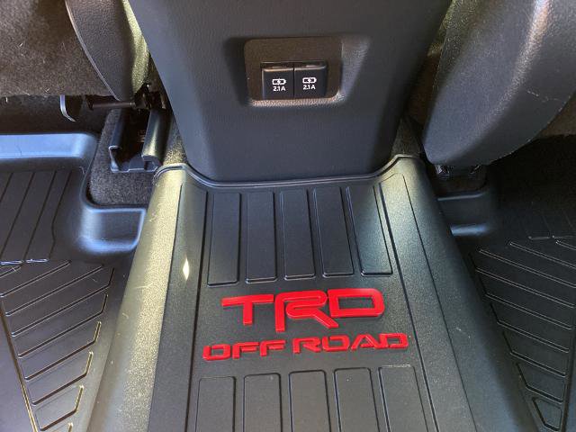 Used 2020 Toyota RAV4 TRD Off-Road image 29