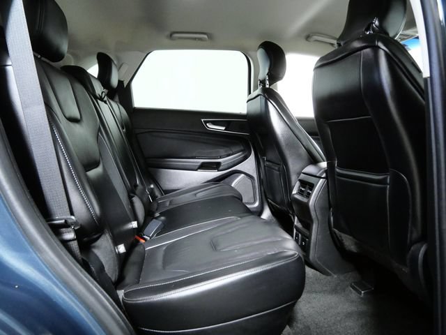 Certified 2019 Ford Edge Titanium w/ Cold Weather Package AWD/4WD image 13