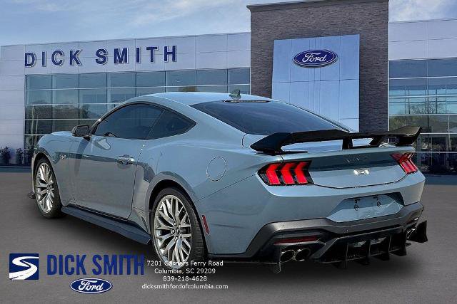 Certified 2025 Ford Mustang GT Premium RWD image 4