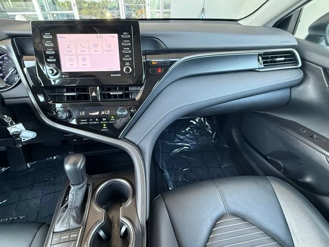 Used 2022 Toyota Camry SE FWD image 21
