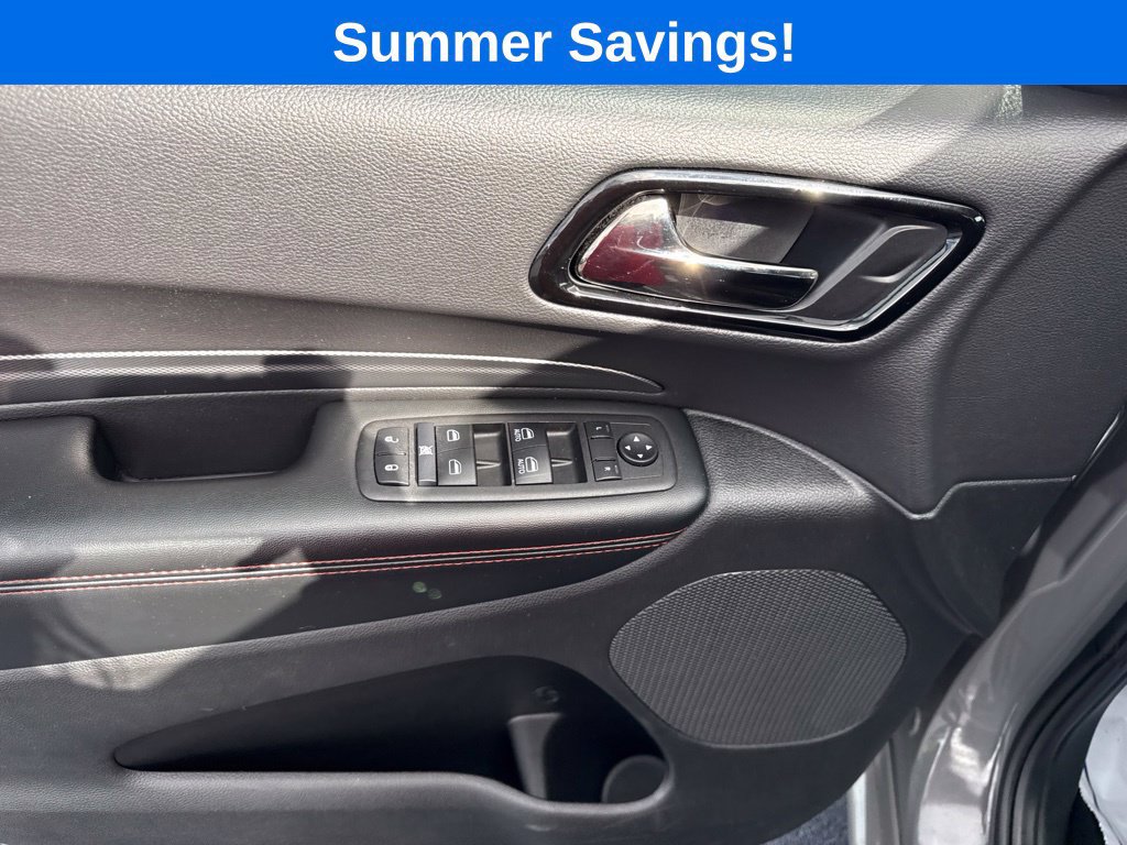 Used 2025 Dodge Durango GT AWD/4WD image 21