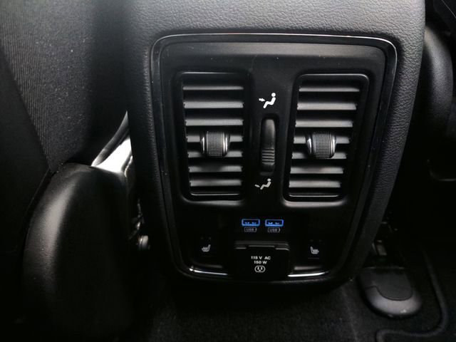 Used 2020 Jeep Grand Cherokee Limited w/ Luxury Group II image 37