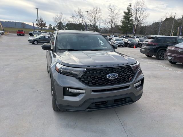Certified 2021 Ford Explorer ST w/ Equipment Group 401A image 8
