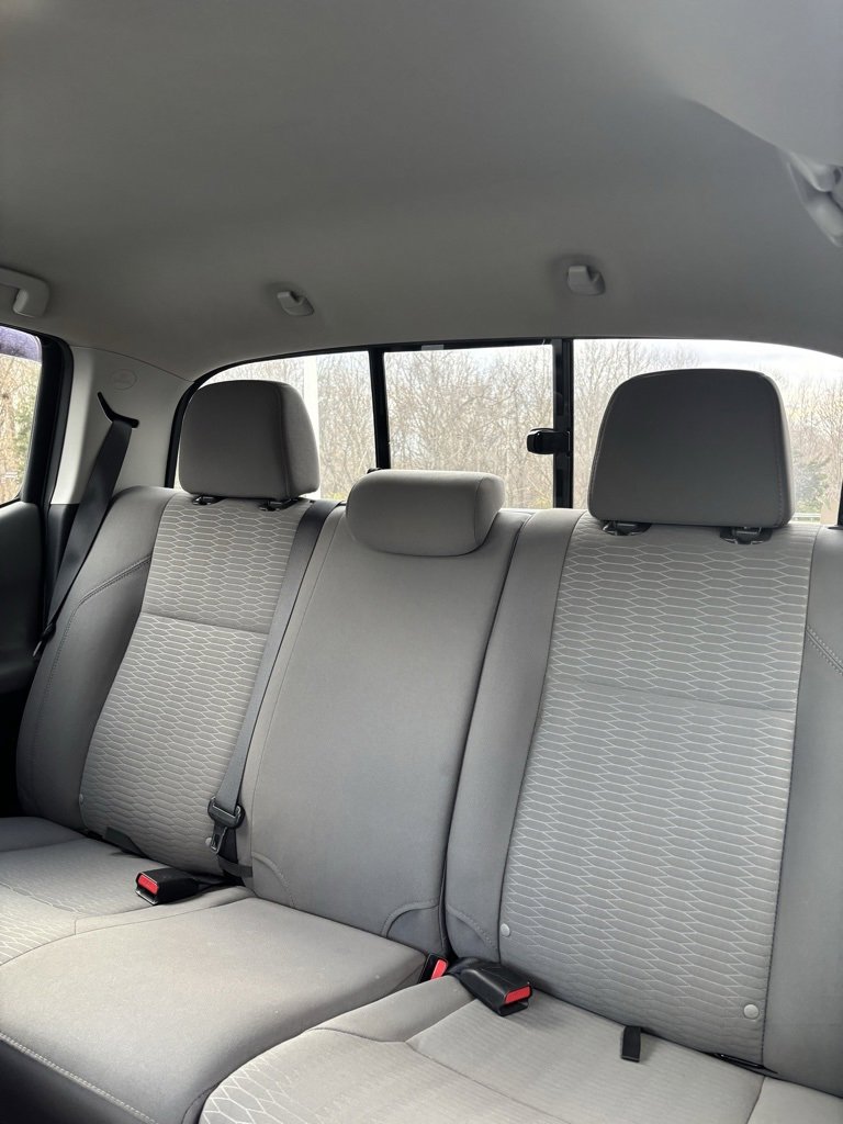 Used 2017 Toyota Tacoma SR5 image 6