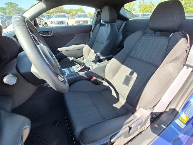 Used 2025 Toyota GR86 RWD image 10