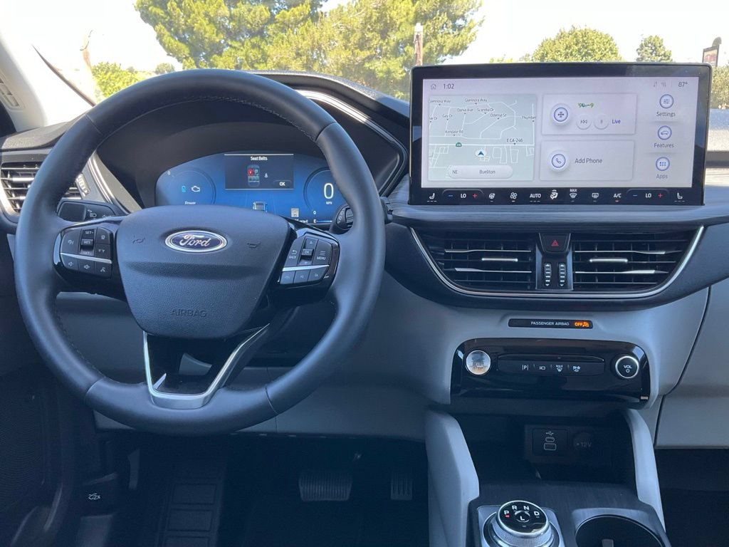 Certified 2024 Ford Escape SE w/ PHEV Premium Package FWD image 29