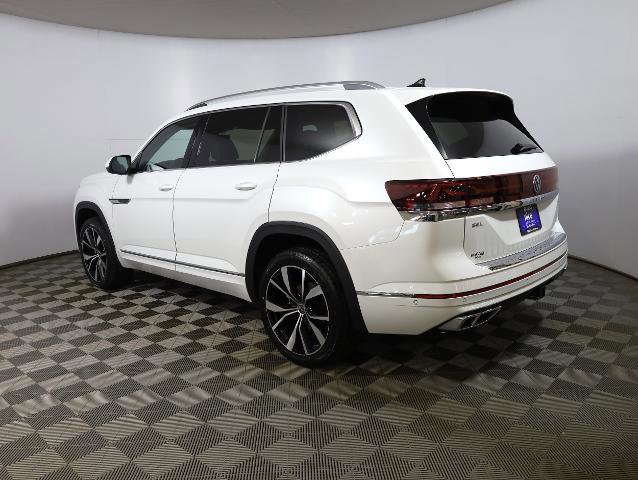 Used 2024 Volkswagen Atlas SEL Premium R-Line image 2