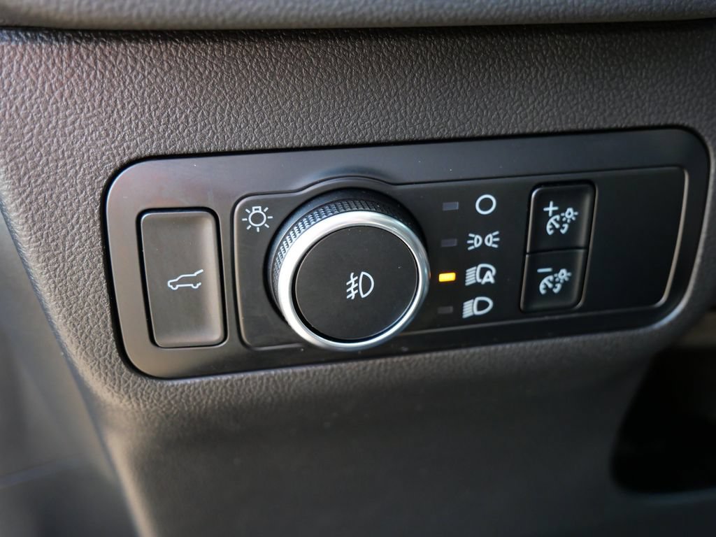 Certified 2024 Ford Escape Platinum AWD/4WD image 16