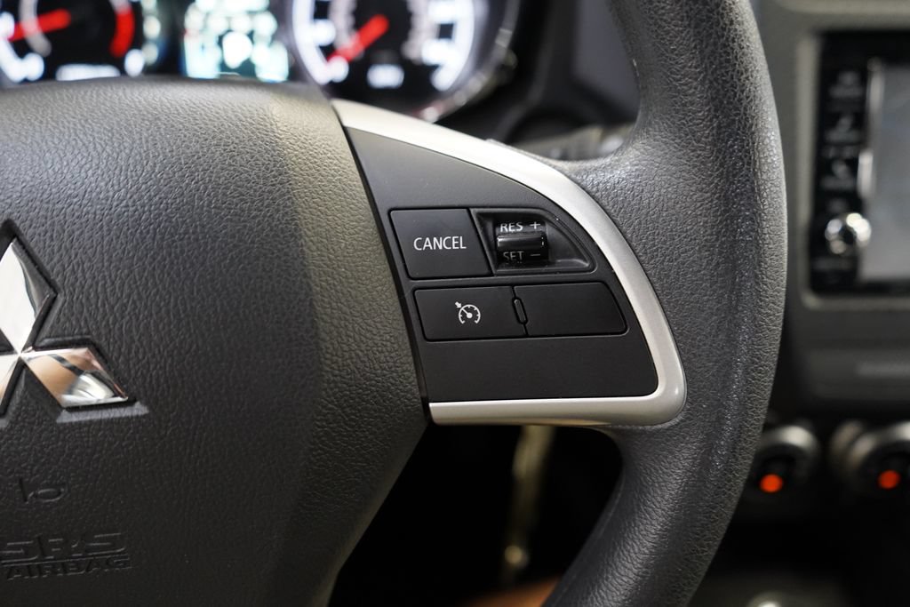 Used 2025 Mitsubishi Outlander Sport ES AWD/4WD image 31
