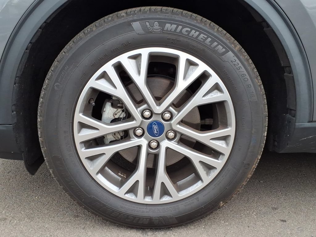 Certified 2022 Ford Escape SEL AWD/4WD image 26