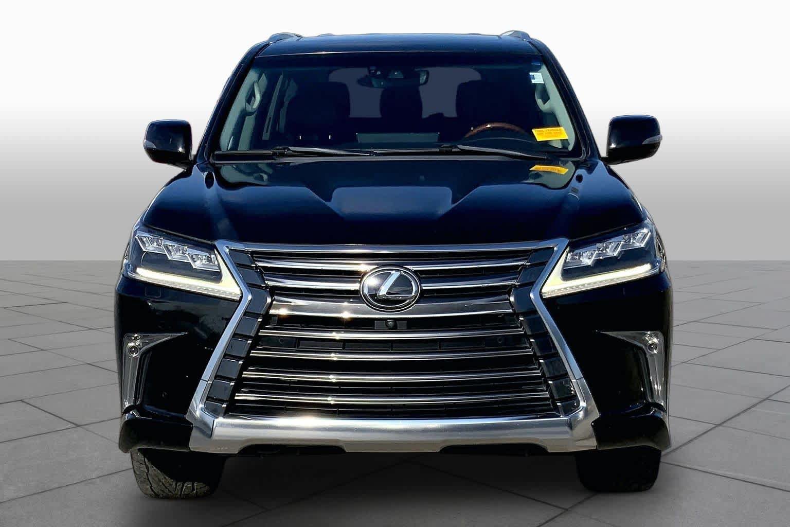 Used 2019 Lexus LX 570 4WD w/ Luxury Package image 4