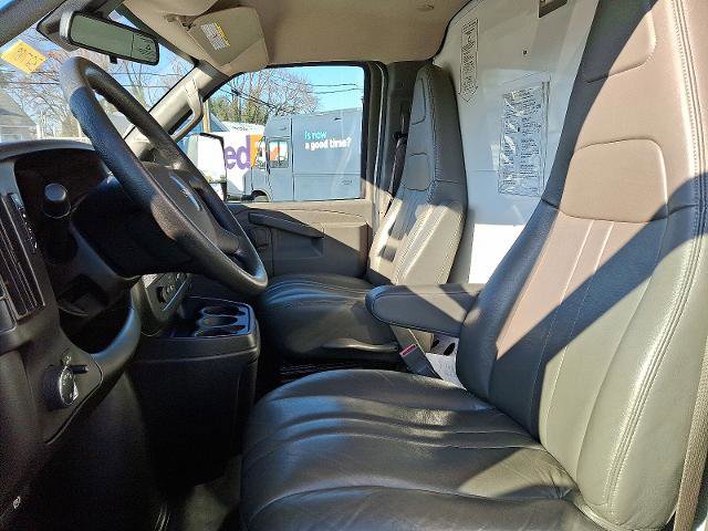 Used 2021 GMC Savana 3500 Extended w/ Power Convenience Package image 12