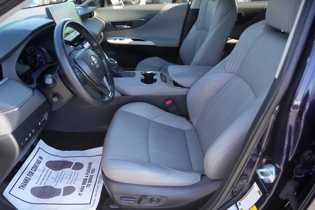 Used 2021 Toyota Venza Limited image 9