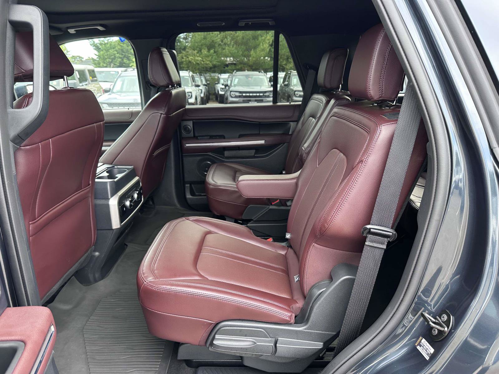 Certified 2024 Ford Expedition Limited AWD/4WD image 14