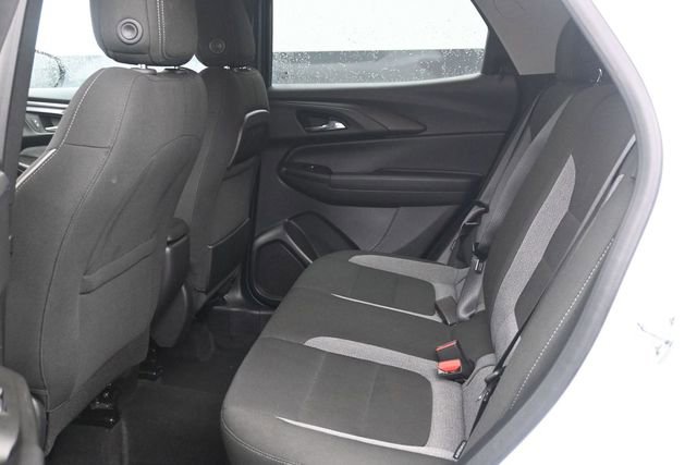 Used 2025 Chevrolet TrailBlazer LT AWD/4WD image 5