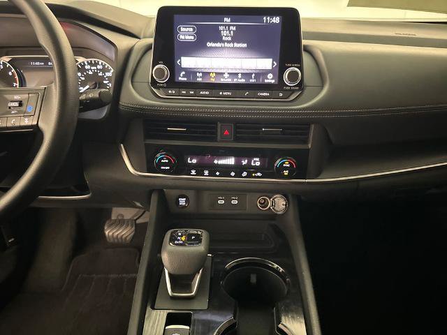 Used 2024 Nissan Rogue SV FWD image 24