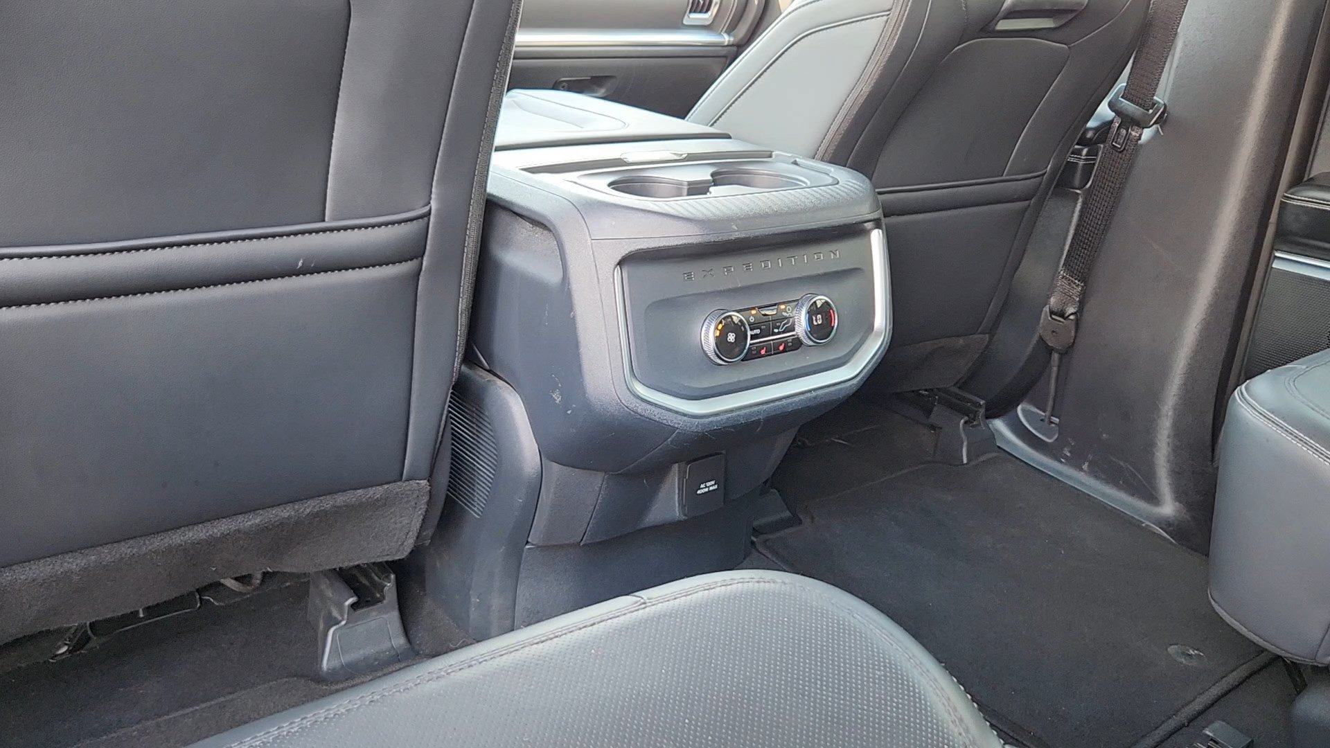 Certified 2025 Ford Expedition Max Platinum AWD/4WD image 18