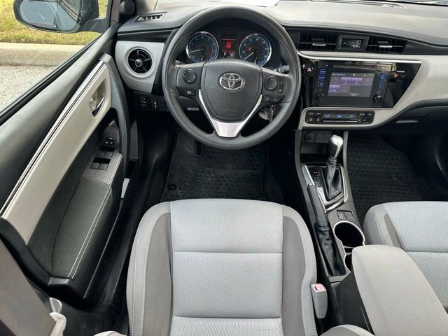 Used 2017 Toyota Corolla LE image 10