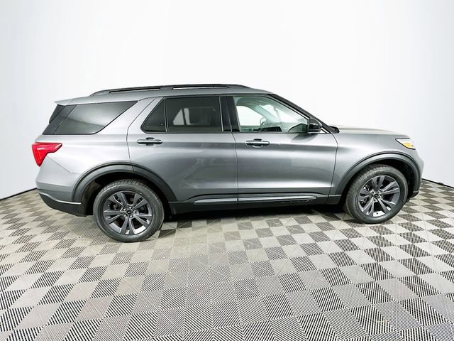 Certified 2023 Ford Explorer XLT w/ Equipment Group 202A image 6