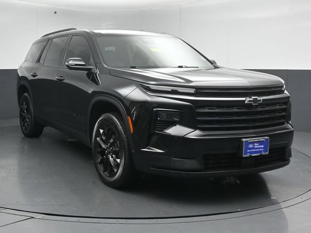 Used 2024 Chevrolet Traverse LT w/ Midnight/Sport Edition AWD/4WD video 1