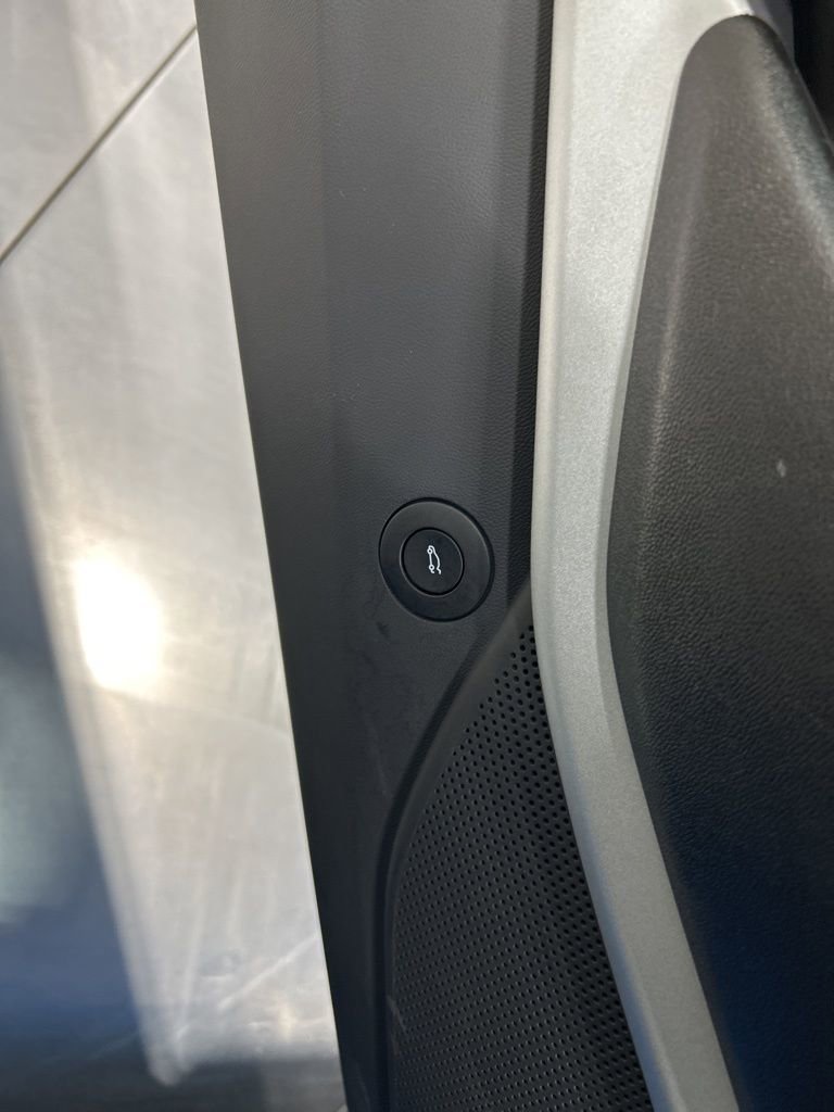 Used 2023 Chevrolet Camaro SS RWD image 15