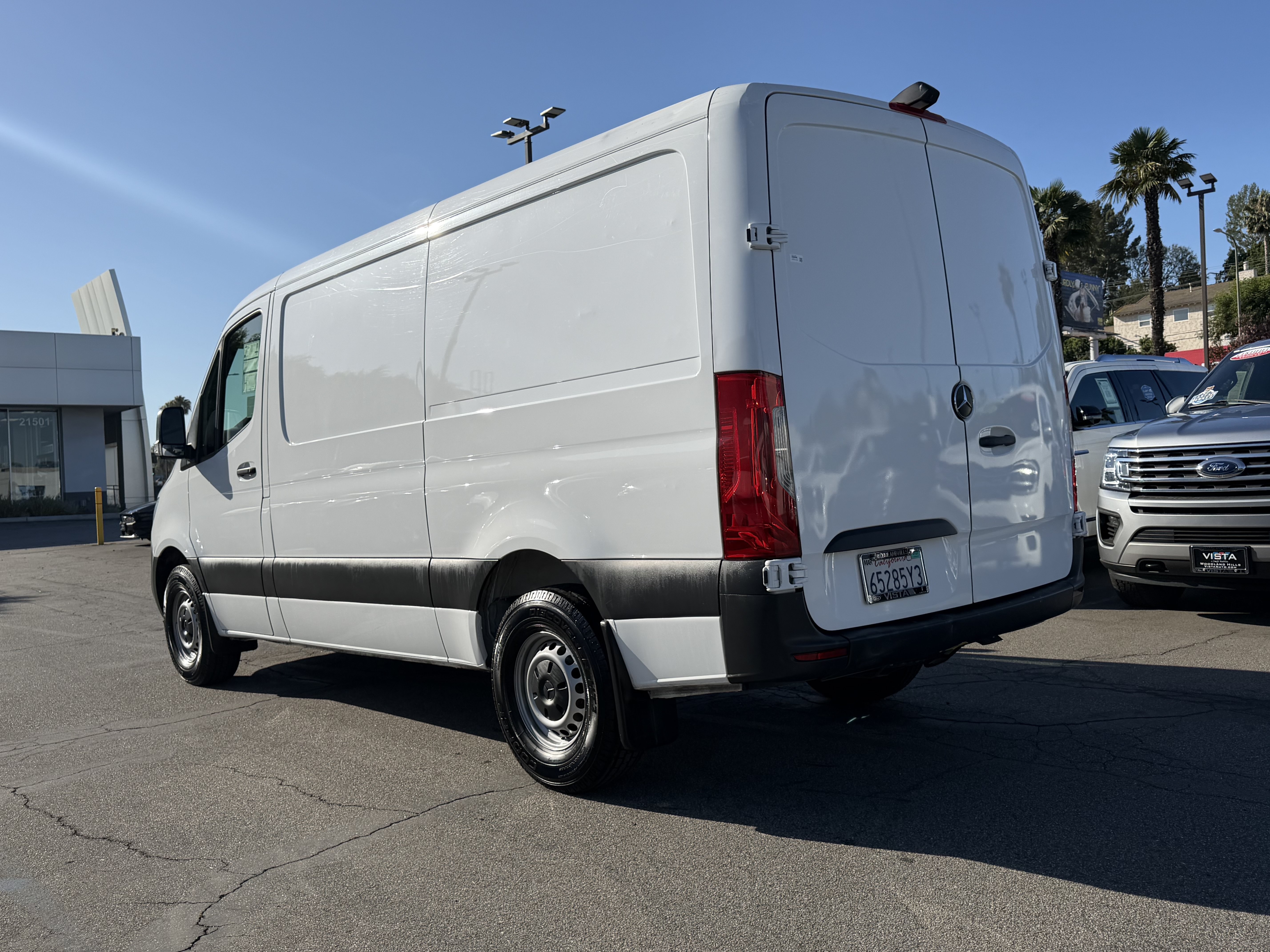 Used 2024 Mercedes-Benz Sprinter 2500 image 5