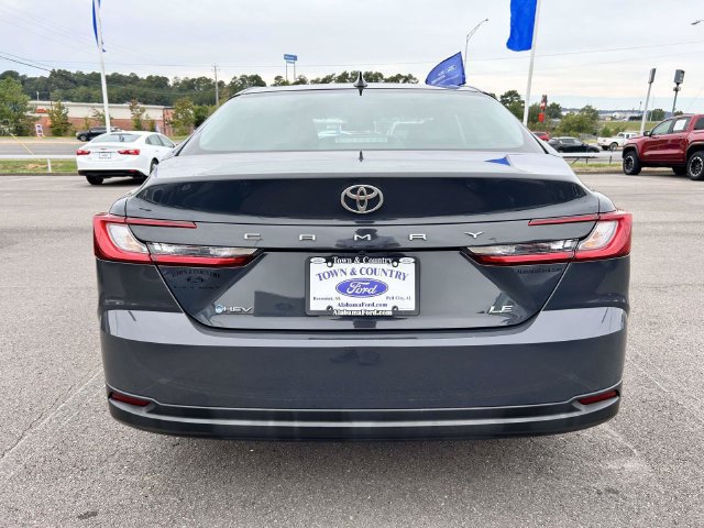 Used 2025 Toyota Camry LE FWD image 7