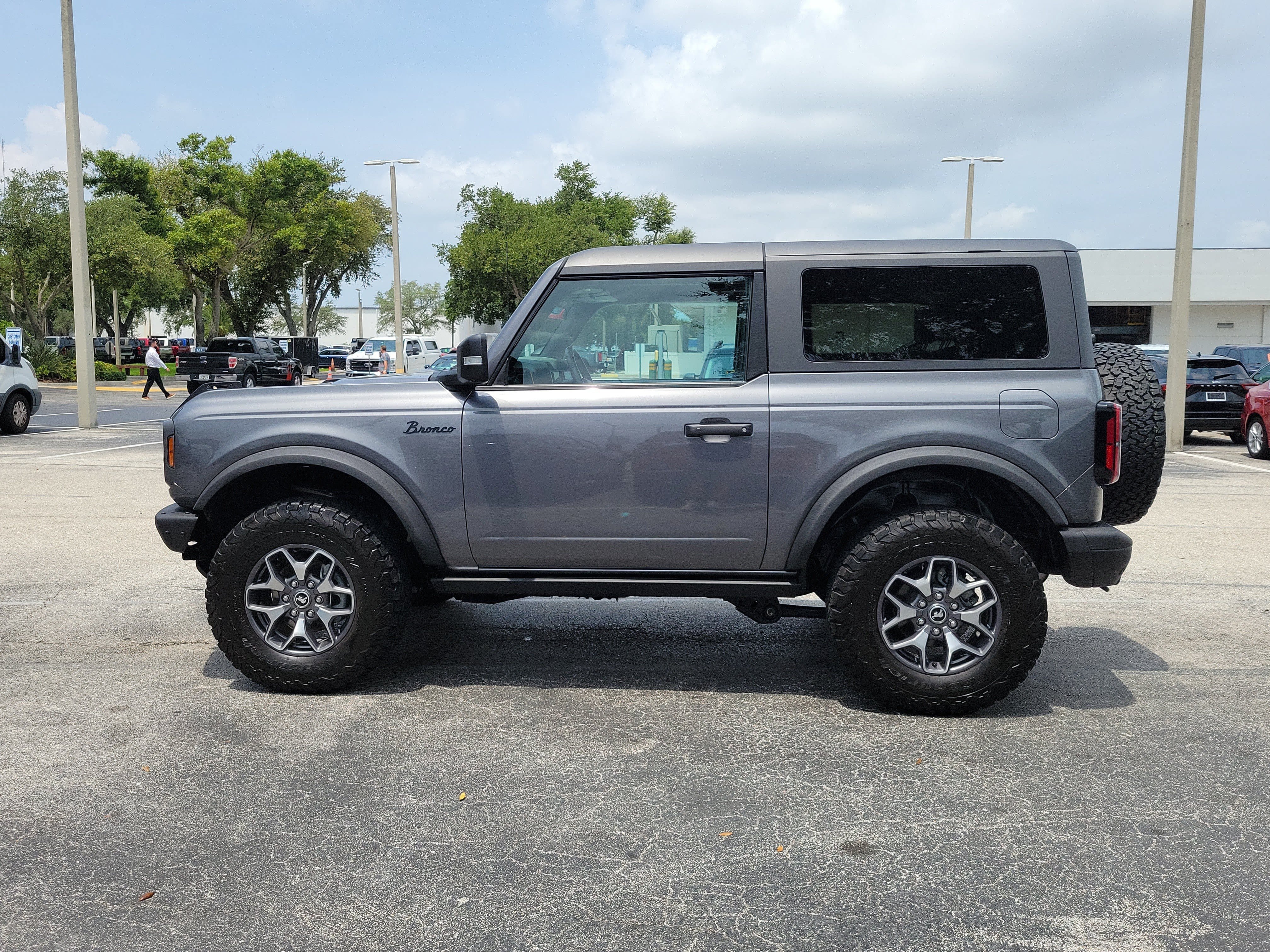 Certified 2023 Ford Bronco Badlands AWD/4WD image 6
