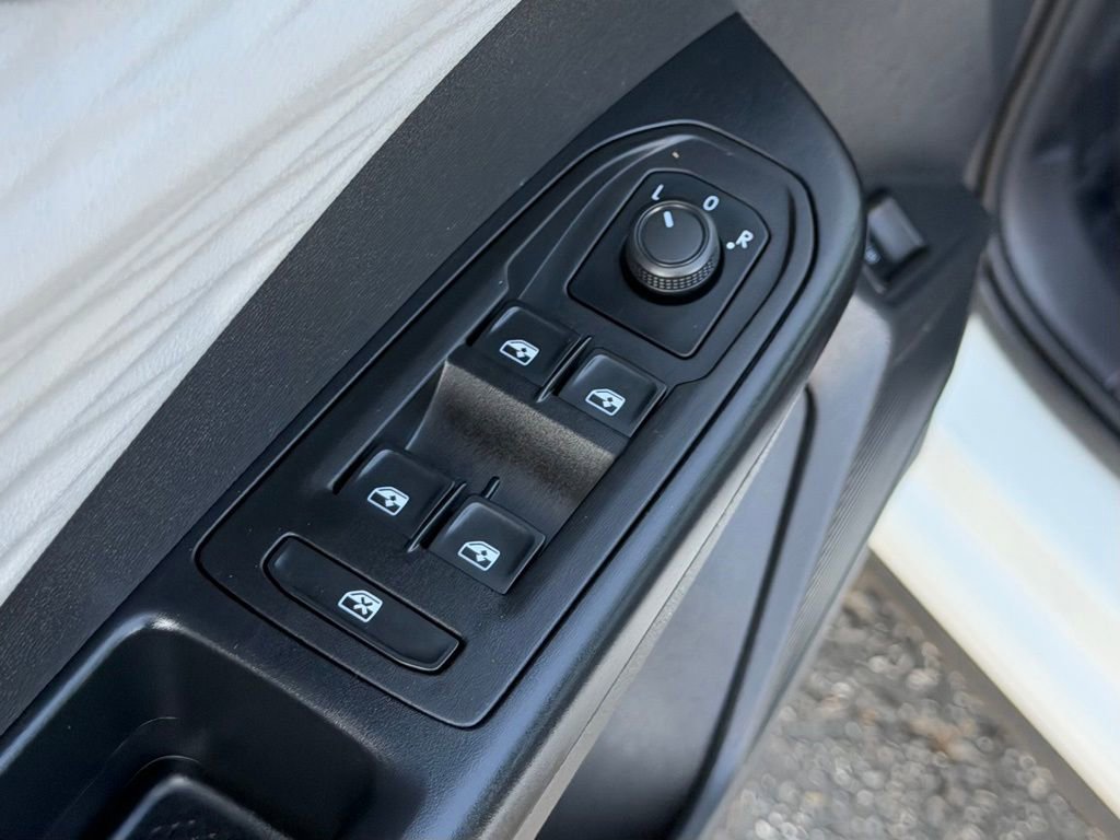 Used 2023 Volkswagen Taos S image 16