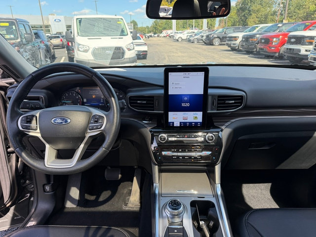 Certified 2023 Ford Explorer Limited w/ Hybrid Equipment Group 310A AWD/4WD image 22