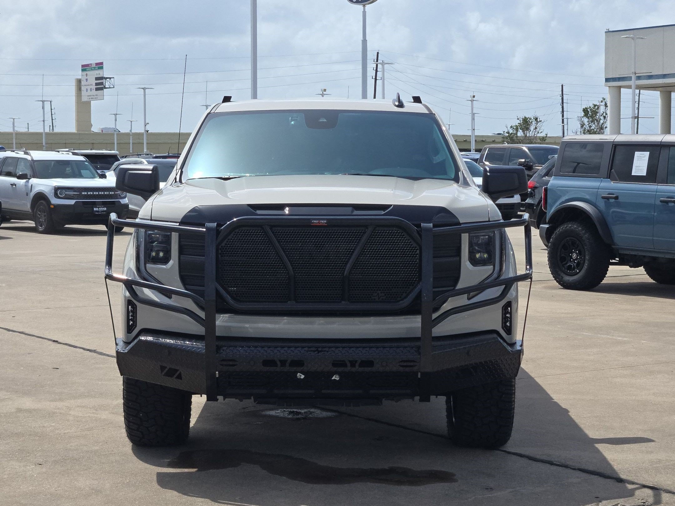 Used 2026 GMC Sierra 1500 Pro w/ Pro Value Package AWD/4WD image 11