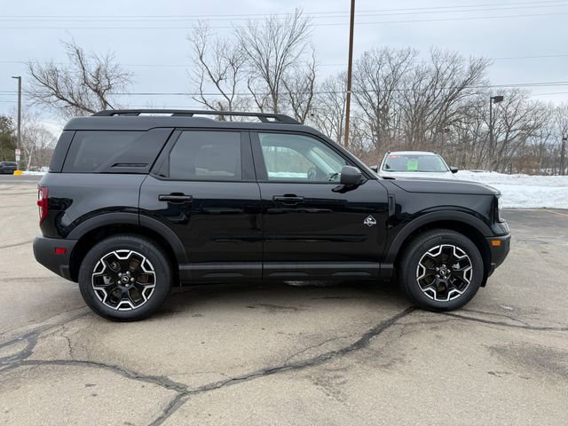 Certified 2025 Ford Bronco Sport Outer Banks w/ Outer Banks Tech Package+ image 3