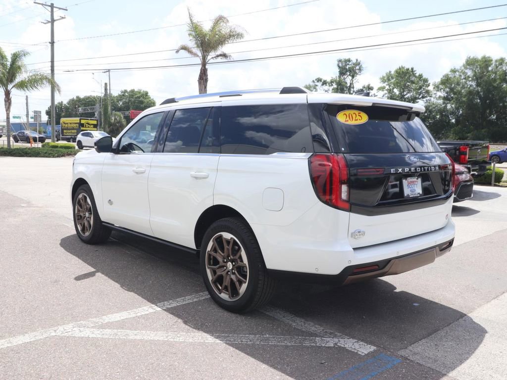 Certified 2025 Ford Expedition King Ranch AWD/4WD image 13