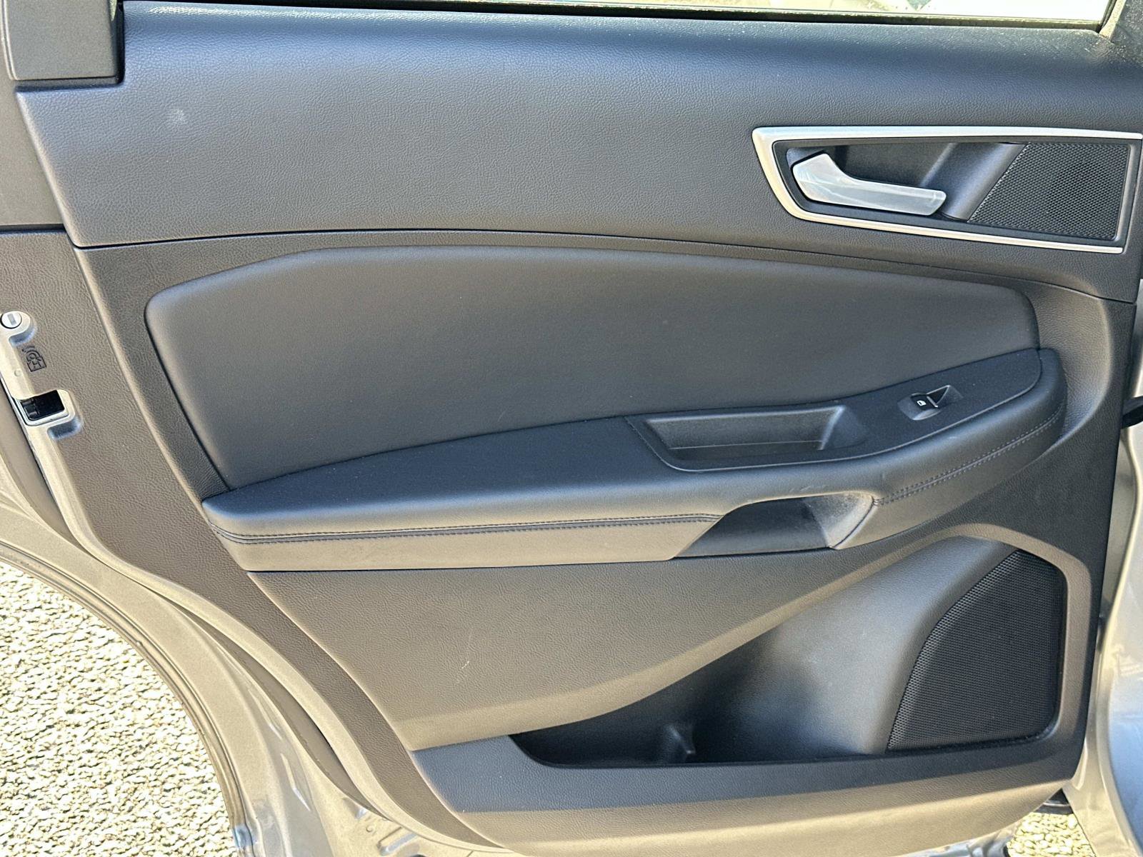 Certified 2024 Ford Edge SEL image 25